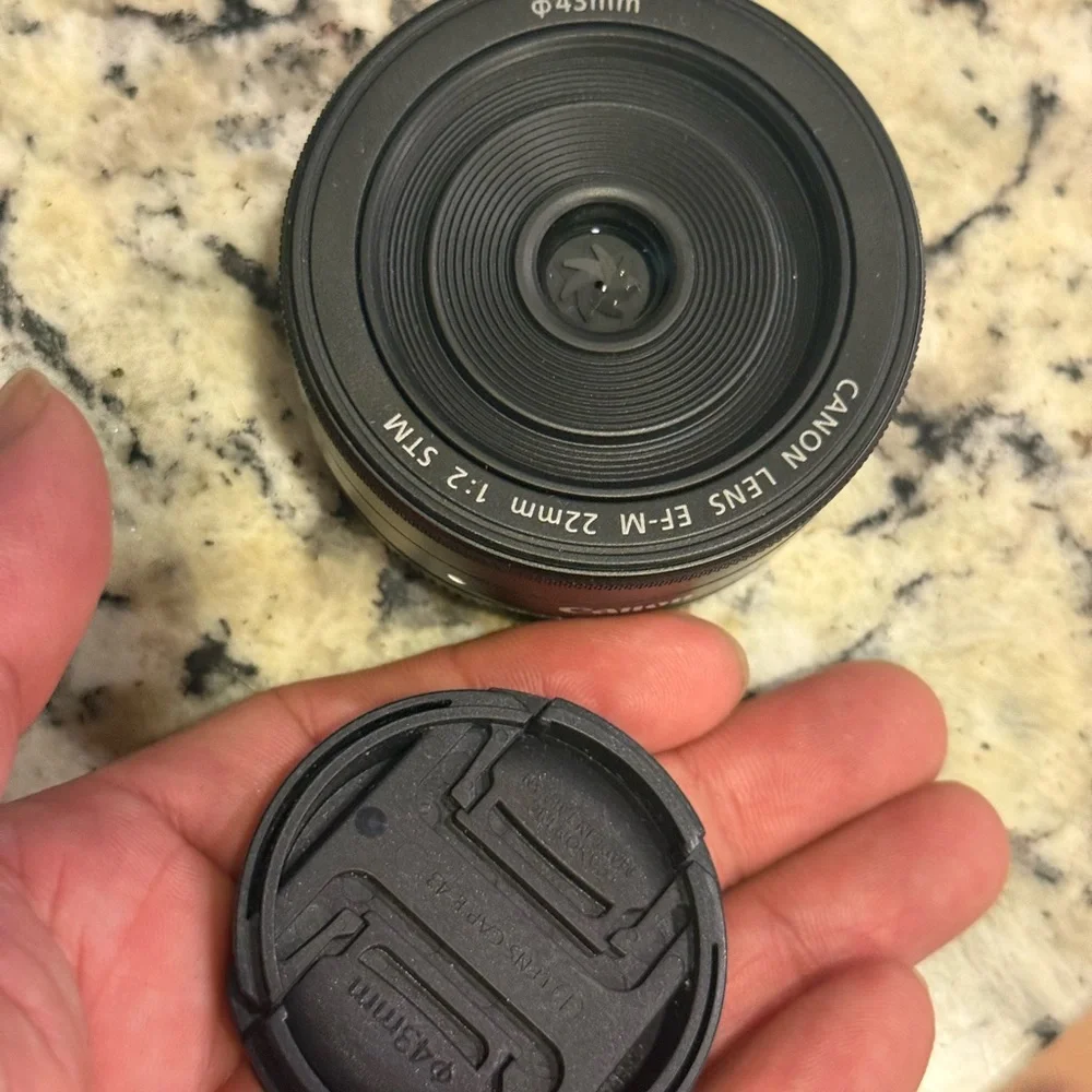 Canon 22mm Pancake Lens M for vlog youtube wide angle sport prime camera lens